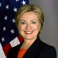 Clinton: “Organiseer pas een verkiezing als je bepaald hebt wie er gaat winnen”