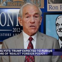 Ron Paul: “Trump zal getest worden”