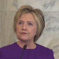 Hillary Clinton waarschuwt voor gevaren ‘vals nieuws’