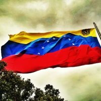 Bevolking Venezuela vlucht het land uit