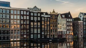 Cryptobedrijven vestigen in Amsterdam